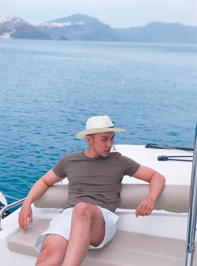 truoc khi cuoi soai ca thai, ho vinh khoa tung "cap ke" 2 trai dep nay hinh anh 12