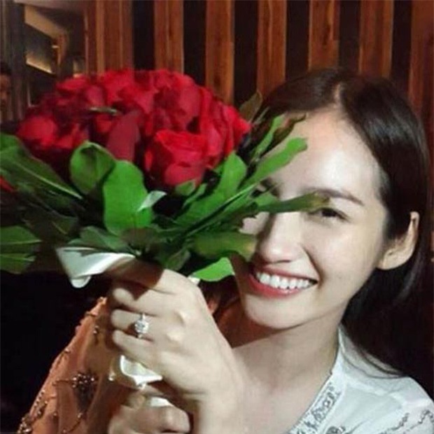 Điểm danh những chiếc nhẫn cưới có trị giá khủng của cặp đôi sao Việt - Ảnh 13.