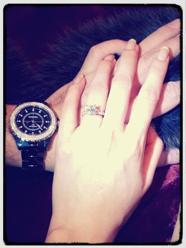 Điểm danh những chiếc nhẫn cưới có trị giá khủng của cặp đôi sao Việt - Ảnh 18.