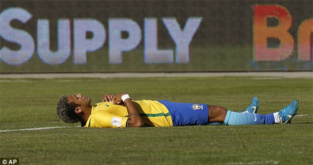 Neymar và đồng đội tuyển Brazil phải thở oxy sau trận hòa Bolivia - Ảnh 5.