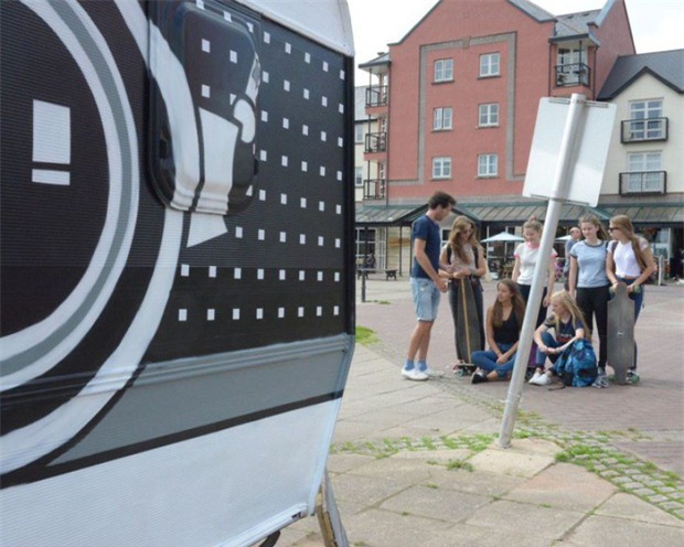 Anh chàng này đã biến một chiếc xe thành máy ảnh khổng lồ, bạn nhìn sẽ muốn được chụp ngay - Ảnh 14.