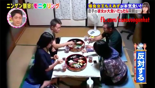 Đi ra mắt nhà bạn trai, cô gái người Nhật hiện nguyên hình nữ vương ăn khoẻ - Ảnh 1.