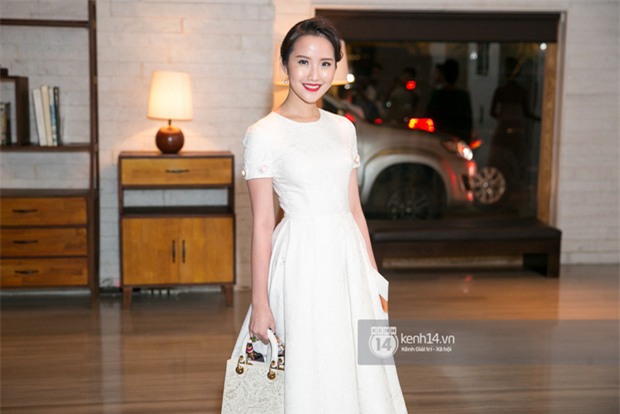 Livestream: Dàn sao Việt đến chúc mừng ngày vui của Đặng Thu Thảo và doanh nhân Trung Tín - Ảnh 9.