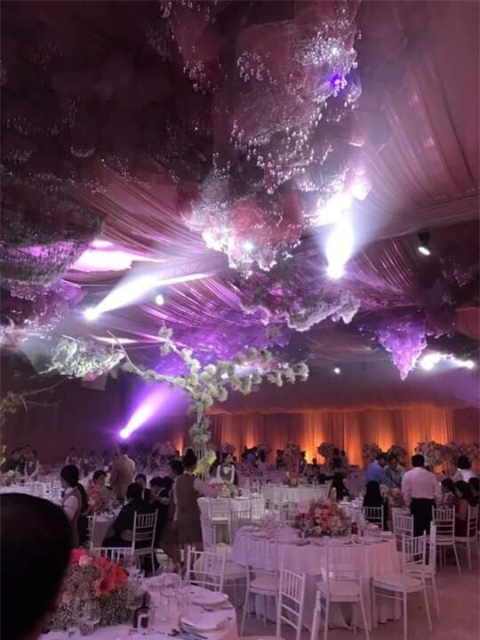 [TRỰC TIẾP] Toàn cảnh đám cưới Đặng Thu Thảo: Không gian cưới lộng lẫy như truyện cổ tích - Ảnh 7.