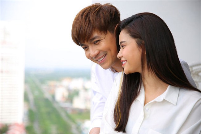 Vừa thông báo ly hôn Tim được 3 phút, Trương Quỳnh Anh lập tức xóa status - Tin sao Viet - Tin tuc sao Viet - Scandal sao Viet - Tin tuc cua Sao - Tin cua Sao