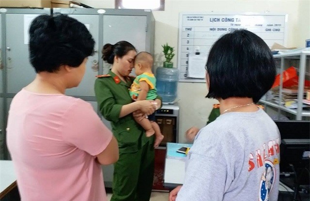 tin moi nhat ve be trai bi bo roi o nha nghi, duoc nu thieu uy canh sat cho bu - 2