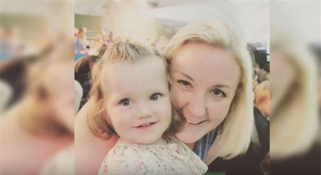 Em bé chào đời lúc 5 tháng khi tim đã ngừng đập, 8 phút sau ai cũng choáng vì điều kỳ diệu - Ảnh 3.