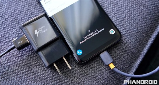 Đây mới thực sự là lý do bạn không nên cắm sạc smartphone cả đêm - Ảnh 2.