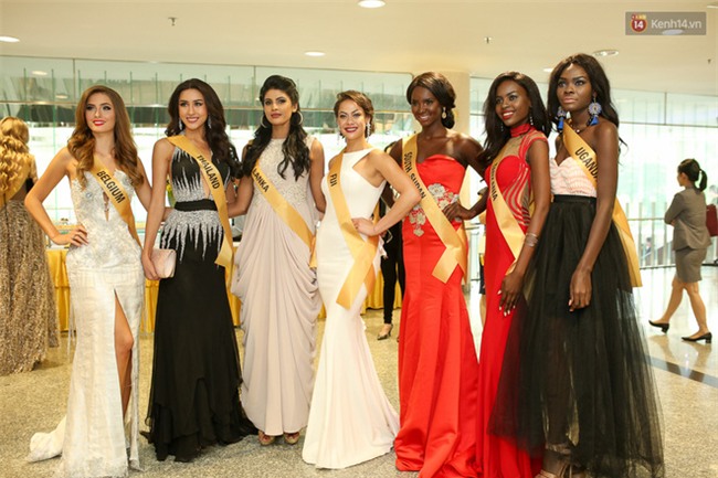 Clip: Huyền My tỏa sáng với bộ đầm nổi bật, tự tin trong phần giới thiệu tại "Miss Grand International 2017" - Ảnh 12.