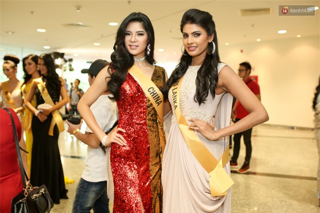 Clip: Huyền My tỏa sáng với bộ đầm nổi bật, tự tin trong phần giới thiệu tại "Miss Grand International 2017" - Ảnh 12.