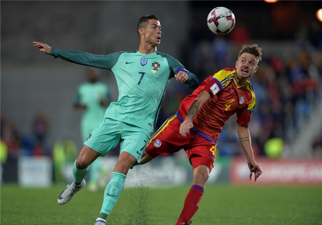 Ronaldo toa sang, Bo Dao Nha tien sat ve du World Cup 2018 hinh anh 4