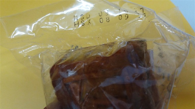 Hà Nội: Tá hỏa phát hiện bánh Trung thu gần tiền triệu mua ở khách sạn 5 sao chưa hết hạn đã mốc meo - Ảnh 5.