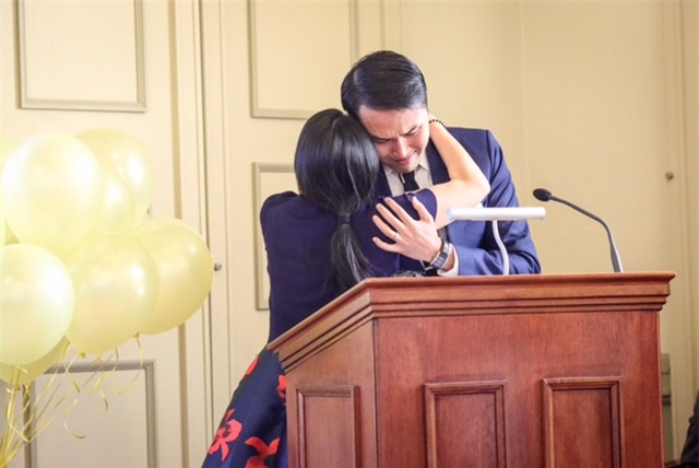 Câu chuyện xúc động của đôi vợ chồng Việt hai lần mất con: Con gái chưa ra đời đã là một Diva-14