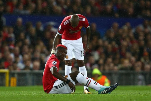 Pogba nghỉ thi đấu 4 tháng, Man Utd đón siêu tiền đạo quay lại - Ảnh 1.
