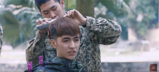 Muôn vàn biểu cảm hỉ, nộ, ái, ố của dàn mỹ nam khi bị cắt tóc trong Sao nhập ngũ - Ảnh 6.