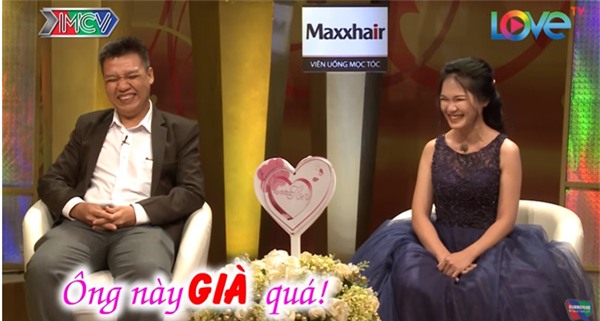 Thế giới ảo, tình yêu thật của thầy hiệu phó bị cho là già trước tuổi với cô vợ trẻ trung-6