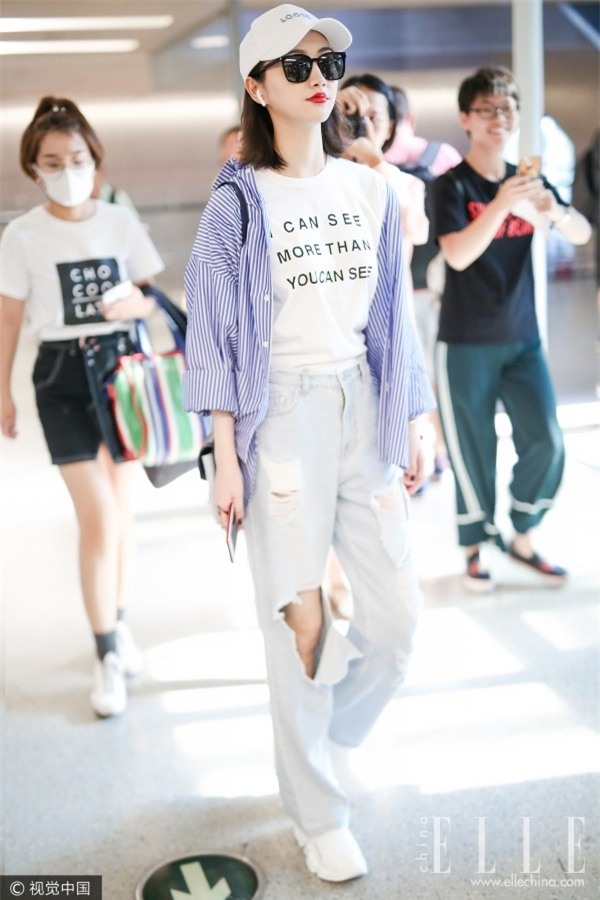 Sang thu, chưa cần diện áo khoác thì học ngay sao Hoa biến tấu sơmi thành đủ kiểu diện layer cực hay ho này - Ảnh 2.