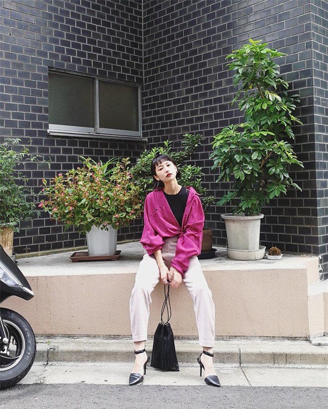 Sang thu, chưa cần diện áo khoác thì học ngay sao Hoa biến tấu sơmi thành đủ kiểu diện layer cực hay ho này - Ảnh 8.