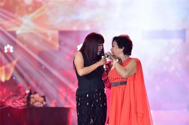 Phương Thanh và Siu Black thân thiết như chưa từng nảy sinh mâu thuẫn