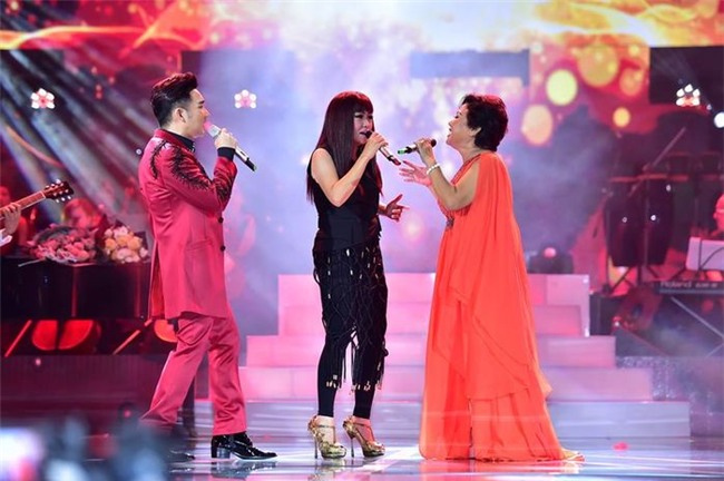 Phương Thanh nói gì về bức ảnh ôm Siu Black trên sân khấu để xóa hiềm khích? - Tin sao Viet - Tin tuc sao Viet - Scandal sao Viet - Tin tuc cua Sao - Tin cua Sao