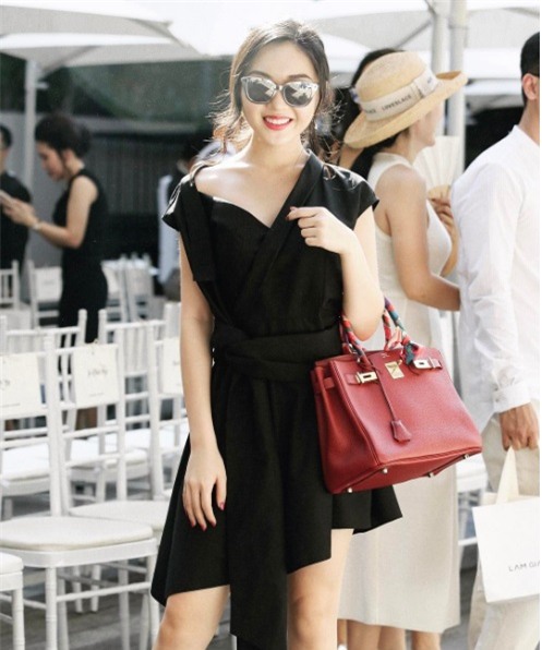 Cuộc sống sang chảnh của Chloe Nguyễn, nàng beauty blogger xinh xắn như búp bê - Ảnh 9.