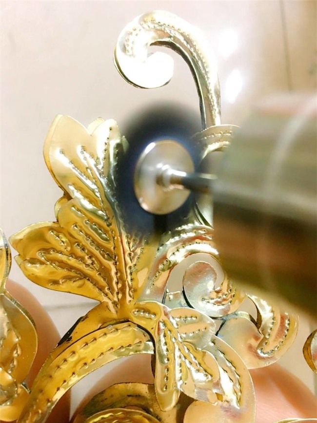 Cận cảnh quốc phục nặng tới 30kg của Huyền My tại Miss Grand International 2017-4