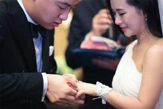 Cuộc đời đầy bão giông của vũ công xinh đẹp: Mất con, mất cả đôi chân rồi còn bị chồng bỏ rơi-8