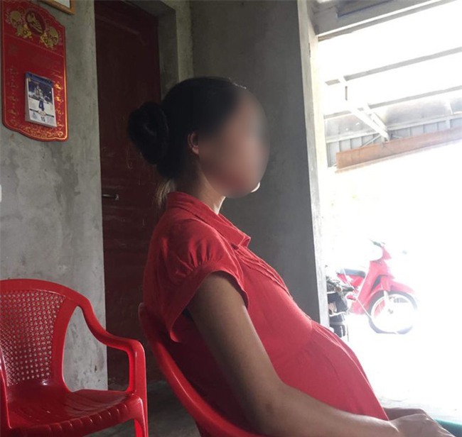 Nỗi đau của nữ sinh lớp 11 phải bỏ học vì 2 lần bị hàng xóm cưỡng hiếp đến mang thai - Ảnh 1.
