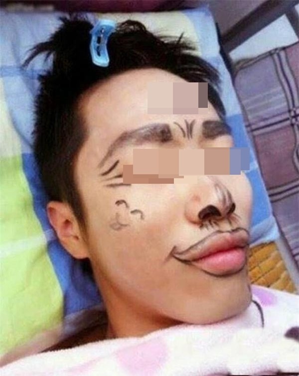 Hốt hoảng với những cách trừng trị chồng say xỉn của các bà vợ có tâm-6