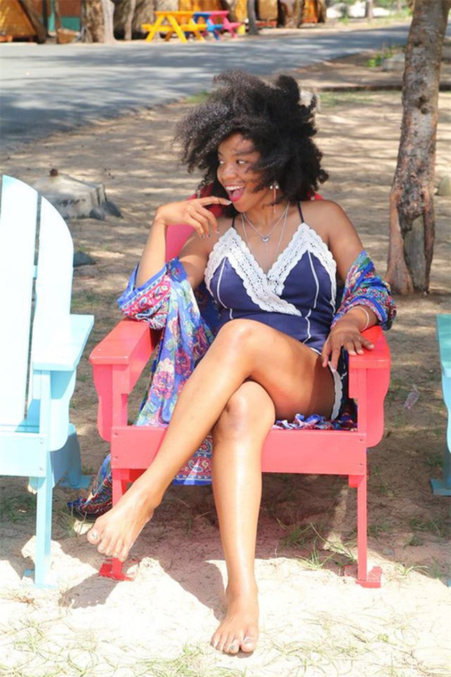 Dàn người đẹp mới tinh, "tưởng không hot mà hot không tưởng" của HHHV Việt Nam 2017 - Ảnh 4.