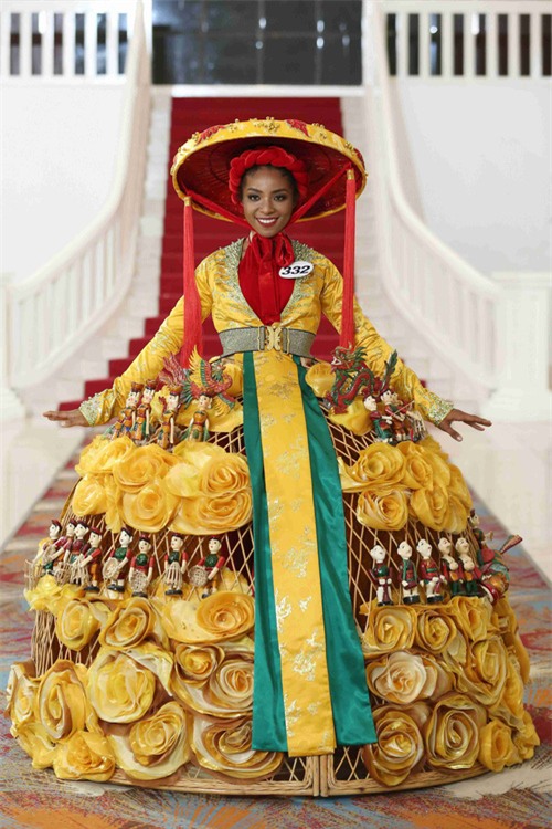 Dàn người đẹp mới tinh, tưởng không hot mà hot không tưởng của HHHV Việt Nam 2017 - Ảnh 3.