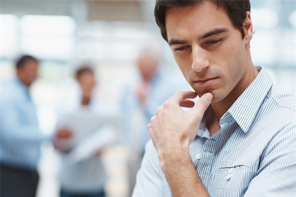 Giận nhau 2 tuần, vợ đã lên facebook “thả thính” khắp các mặt trận - Ảnh 2.