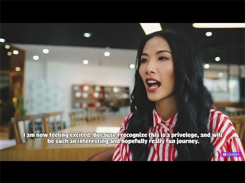 Từ bập bẹ đánh vần, Hoàng Thùy giờ đây nói tiếng Anh khiến nhiều người khâm phục-3