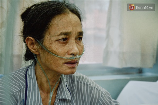 Xót xa cảnh người mẹ đơn thân ở Sài Gòn gần 60 năm giấu bệnh tim để được đi làm kiếm tiền nuôi con - Ảnh 2.