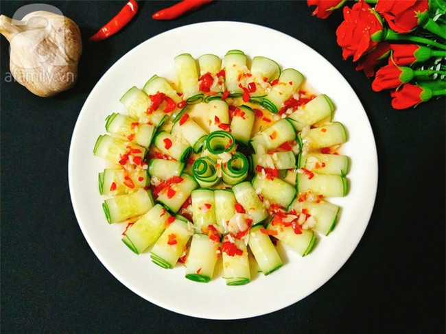 Salad dưa leo làm thế này thì đến nhà hàng cũng phải thua! - Ảnh 5.