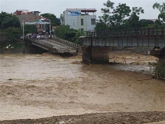 Phóng viên TTXVN bị lũ cuốn mất tích khi tác nghiệp tại Yên Bái - Ảnh 1.