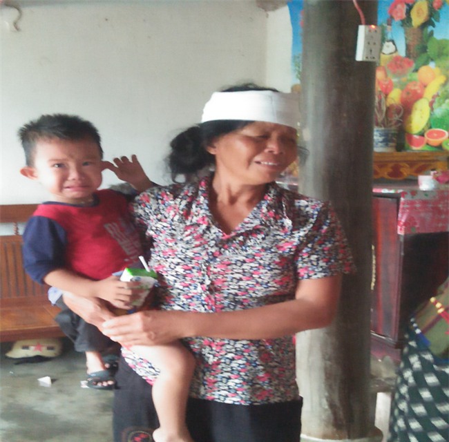 Người phụ nữ bị lũ cuốn trôi khi đưa cháu đi học: Nạn nhân về nước mới 4 ngày, con trai vừa 6 tháng tuổi - Ảnh 3.