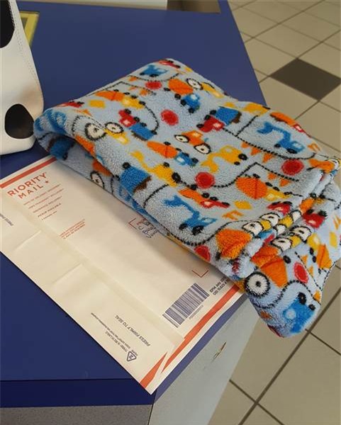 Chiếc chăn lông này đã được cả cộng đồng mạng truy tìm bởi một nguyên nhân vô cùng đặc biệt - Ảnh 5.