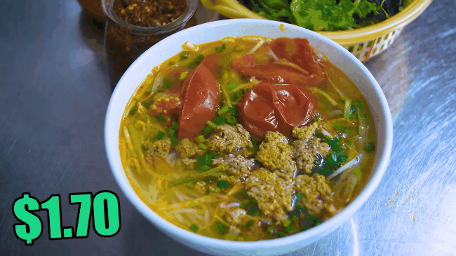 Khách Tây mách nước 5 món ngon Hà Nội sẽ làm xiêu lòng bất cứ ai - Ảnh 23.