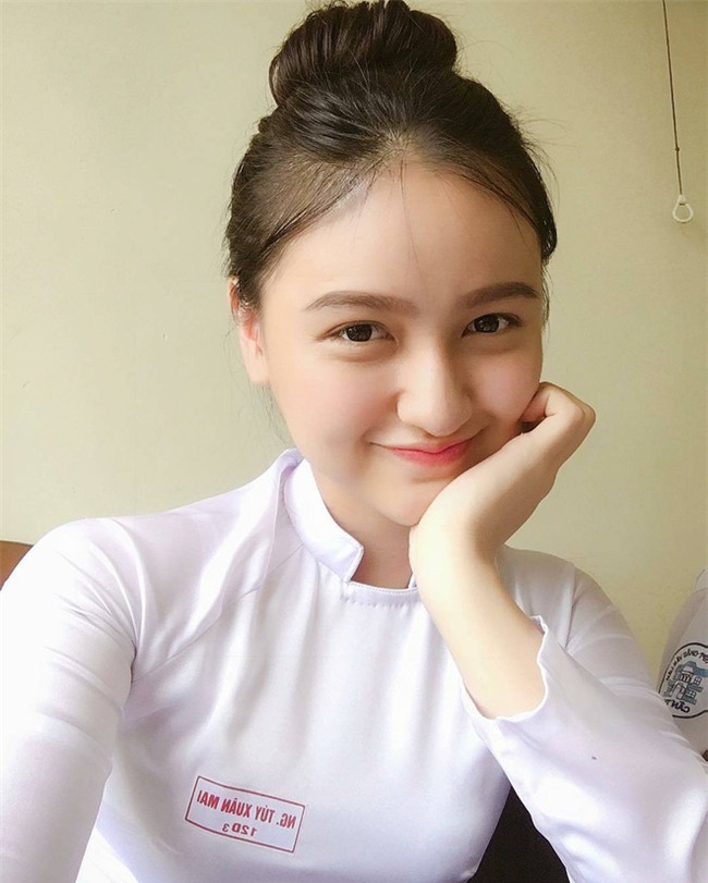 Nữ sinh Cần Thơ sở hữu nhan sắc được so sánh với mỹ nhân số 1 Philippines - Ảnh 3.