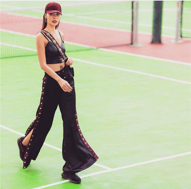 Hồ Ngọc Hà soán ngôi street style tuần này với bộ sưu tập giầy thần thánh-9