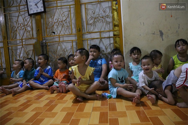 Sư cô bị tố bỏ đói trẻ mồ côi, để các bé nằm ngủ trên nền nhà dơ bẩn: Ở Tịnh xá đầy đủ nhu yếu phẩm, chỉ thiếu bảo mẫu - Ảnh 12.