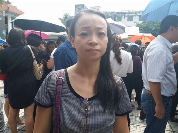 hoc sinh luong the vinh xep hang dai don linh cuu thay van nhu cuong ve truong - 15