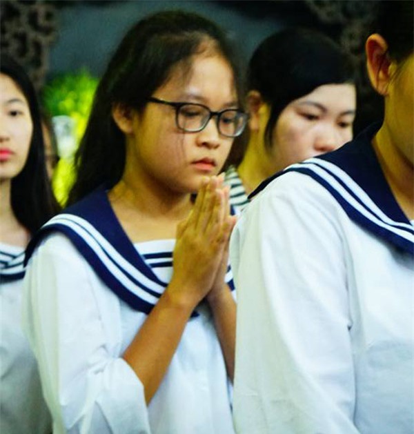 hoc sinh luong the vinh xep hang dai don linh cuu thay van nhu cuong ve truong - 23