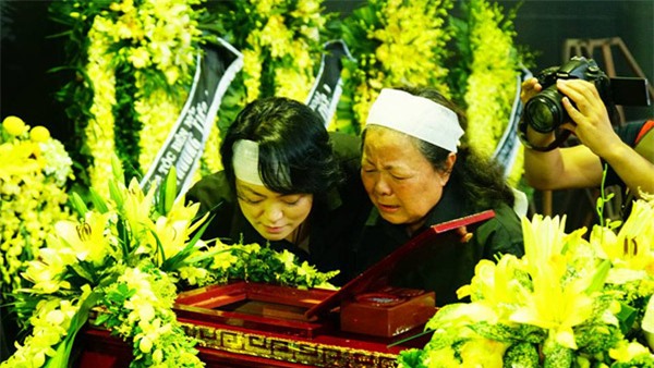 hoc sinh luong the vinh xep hang dai don linh cuu thay van nhu cuong ve truong - 27