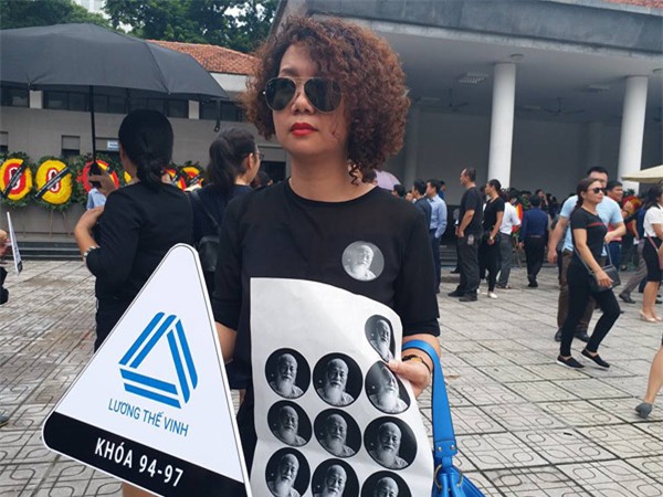 hoc sinh luong the vinh xep hang dai don linh cuu thay van nhu cuong ve truong - 31