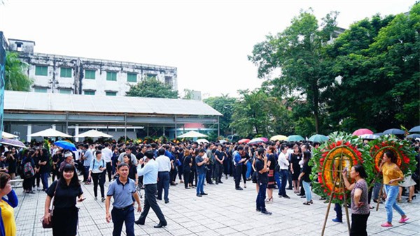 hoc sinh luong the vinh xep hang dai don linh cuu thay van nhu cuong ve truong - 33