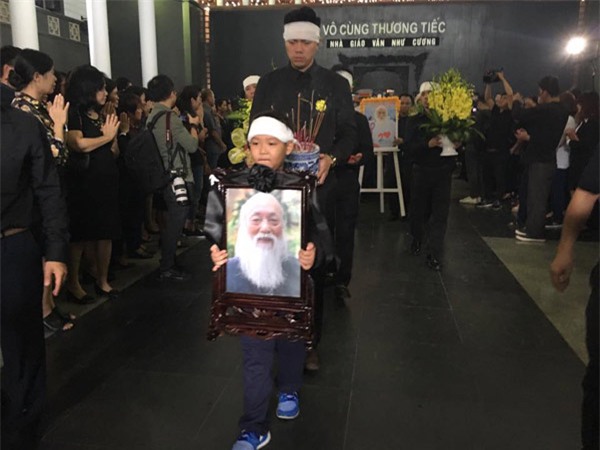 hoc sinh luong the vinh xep hang dai don linh cuu thay van nhu cuong ve truong - 4