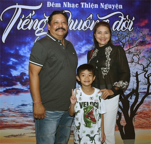 phi thanh van cong khai ban trai doanh nhan, du dinh ket hon lan ba hinh anh 11