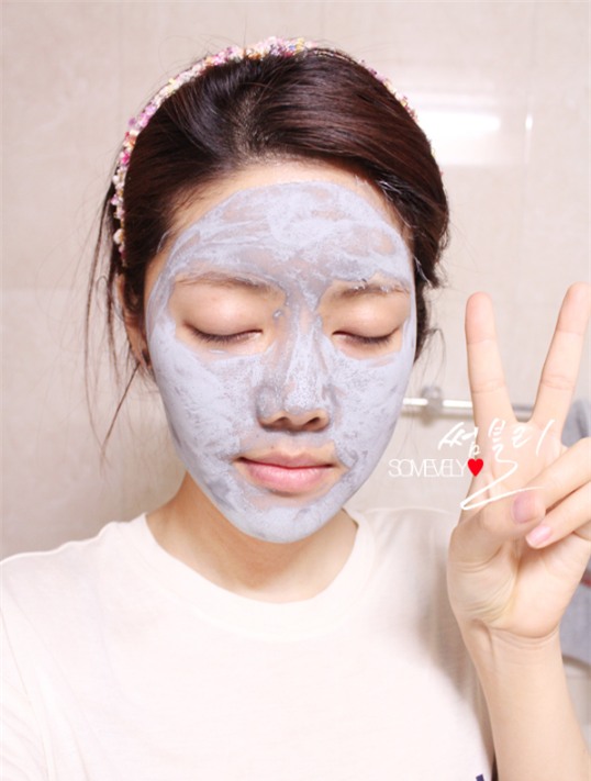 Đừng chỉ ưu ái mask giấy, mà xem nhẹ khả năng kháng khuẩn làm sạch da vượt trội của mặt nạ đất sét - Ảnh 2.